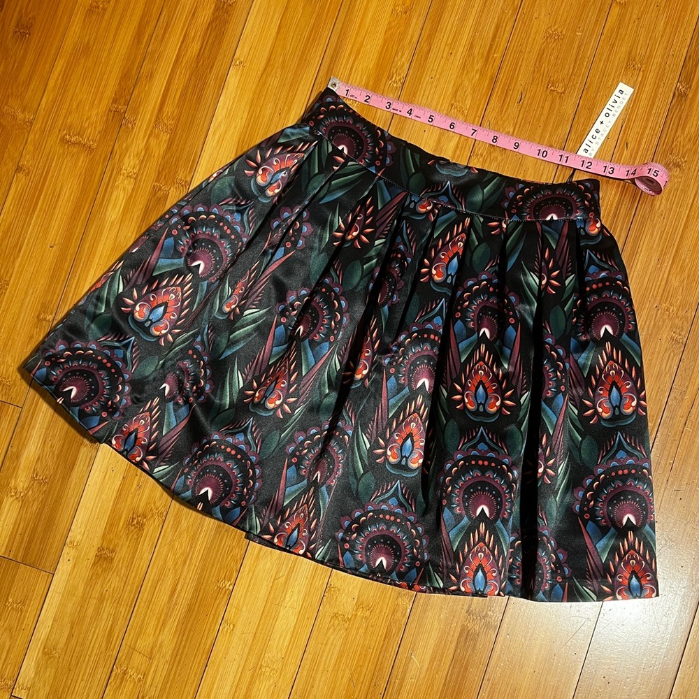 NWT ALICE + OLIVIA Stora Pleated Pouf Skirt in Ombre Deco Size 2 - Picture 12 of 16